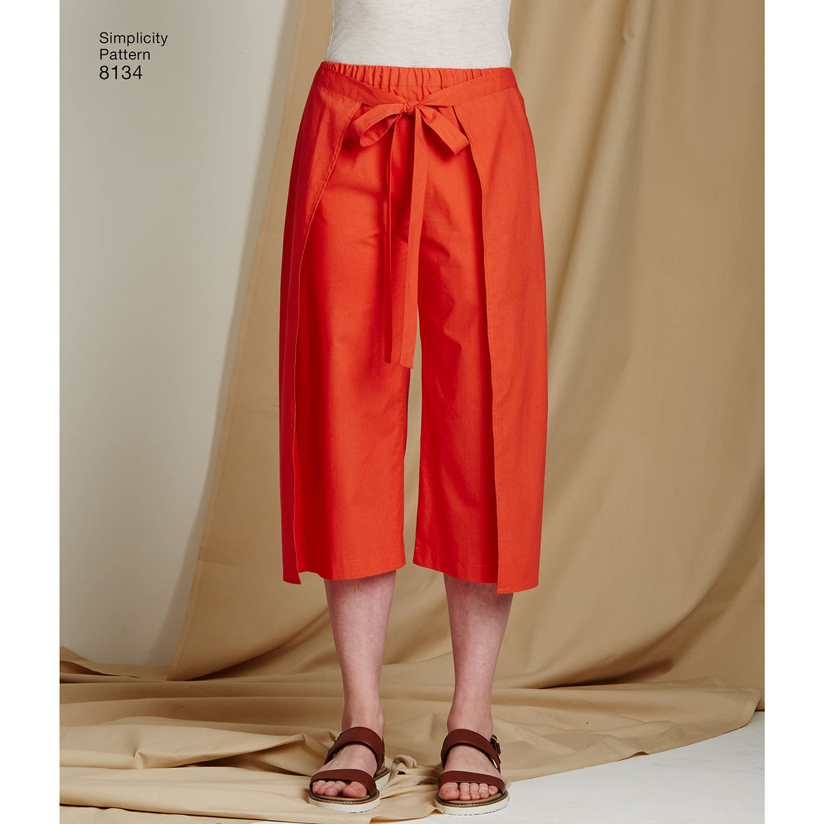 Simplicity S8134 Easy-to-Sew Women's Pants, Culottes & Shorts Sewing Pattern, Sizes 6-14