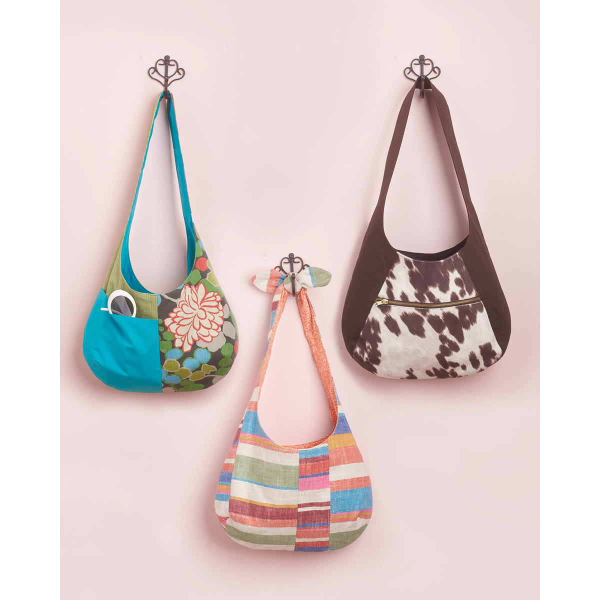 Simplicity S9563 Slouch Bag & Cosmetic Case Sewing Pattern, Purse Organizer Insert, One Size