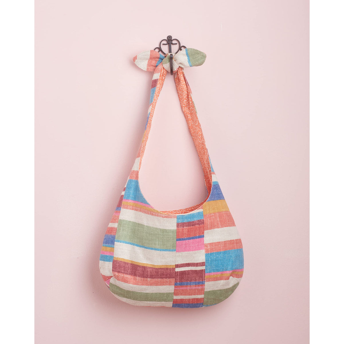 Simplicity S9563 Slouch Bag & Cosmetic Case Sewing Pattern, Purse Organizer Insert, One Size